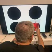 Prueba de identificación de formas del paciente que ha participado en la investigación de la Universidad Miguel Hernández de Elche. Prueba de identificación de formas del paciente que ha participado en la investigación de la Universidad Miguel Hernández de Elche.
