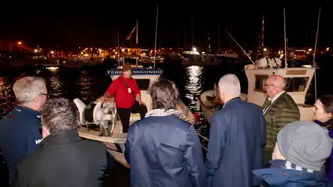 Pescadores baleares solicitan al comisario europeo de Pesca que la UE tenga en cuenta la insularidad en su normativa. Pescadores baleares solicitan al comisario europeo de Pesca que la UE tenga en cuenta la insularidad en su normativa.