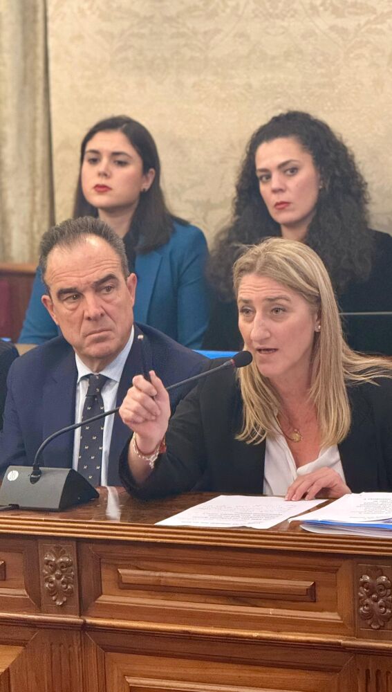 Mari Carmen de España y Antonio Peral (PP)