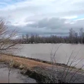 Crecida del río Bañuelos por Fernán Caballero Crecida del río Bañuelos por Fernán Caballero