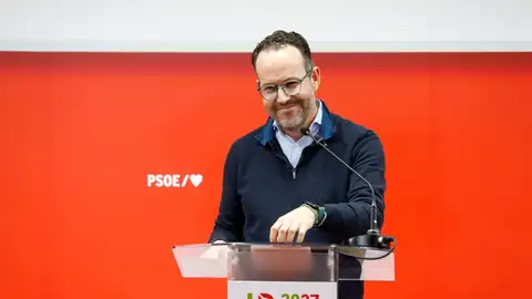 Acto en el que Héctor Díez ha anunciado que concurrirá a las primaras del PSOE para ser candidato a la Alcaldía de Elche. Acto en el que Héctor Díez ha anunciado que concurrirá a las primaras del PSOE para ser candidato a la Alcaldía de Elche.