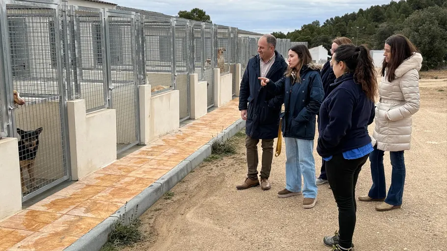 La Diputación de Albacete refuerza el bienestar animal en Emperrados