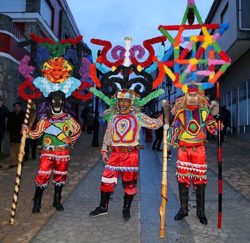 Eladio Santos destaca o valor cultural e turístico do entroido de Viana do Bolo Eladio Santos destaca o valor cultural e turístico do entroido de Viana do Bolo