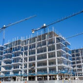 Construcción de un bloque de viviendas