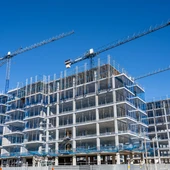 Construcción de un bloque de viviendas Construcción de un bloque de viviendas