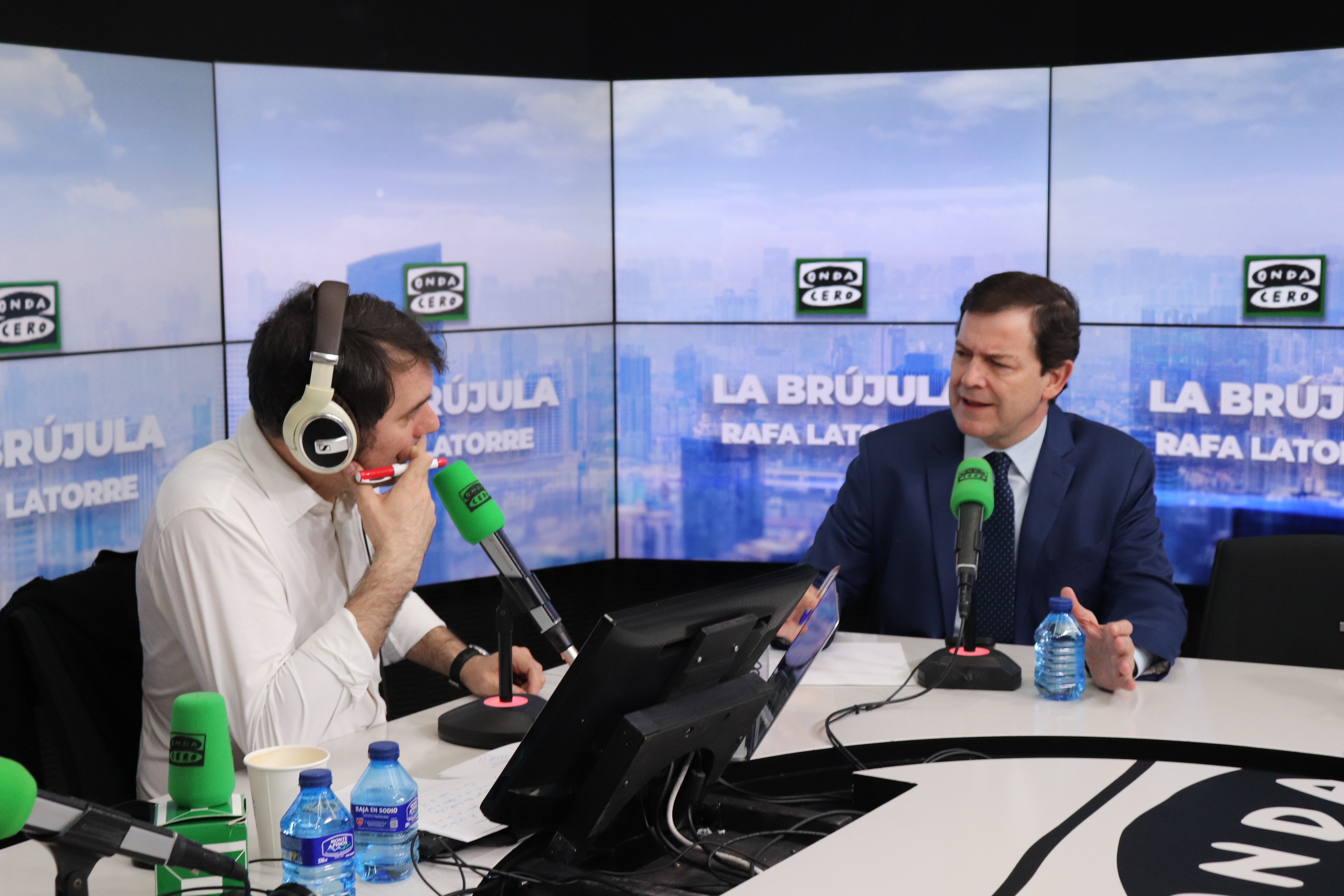 Alfonso Fernández Mañueco: "Vox dejó el trabajo a medias y cuando vinieron mal dadas se largaron del gobierno de Castilla y León" Alfonso Fernández Mañueco: "Vox dejó el trabajo a medias y cuando vinieron mal dadas se largaron del gobierno de Castilla y León"