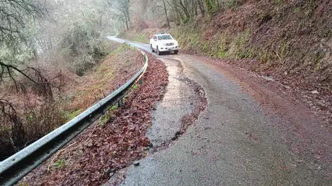 Ríos en alerta laranxa e danos en algunhas estradas de Ourense polo temporal Ríos en alerta laranxa e danos en algunhas estradas de Ourense polo temporal