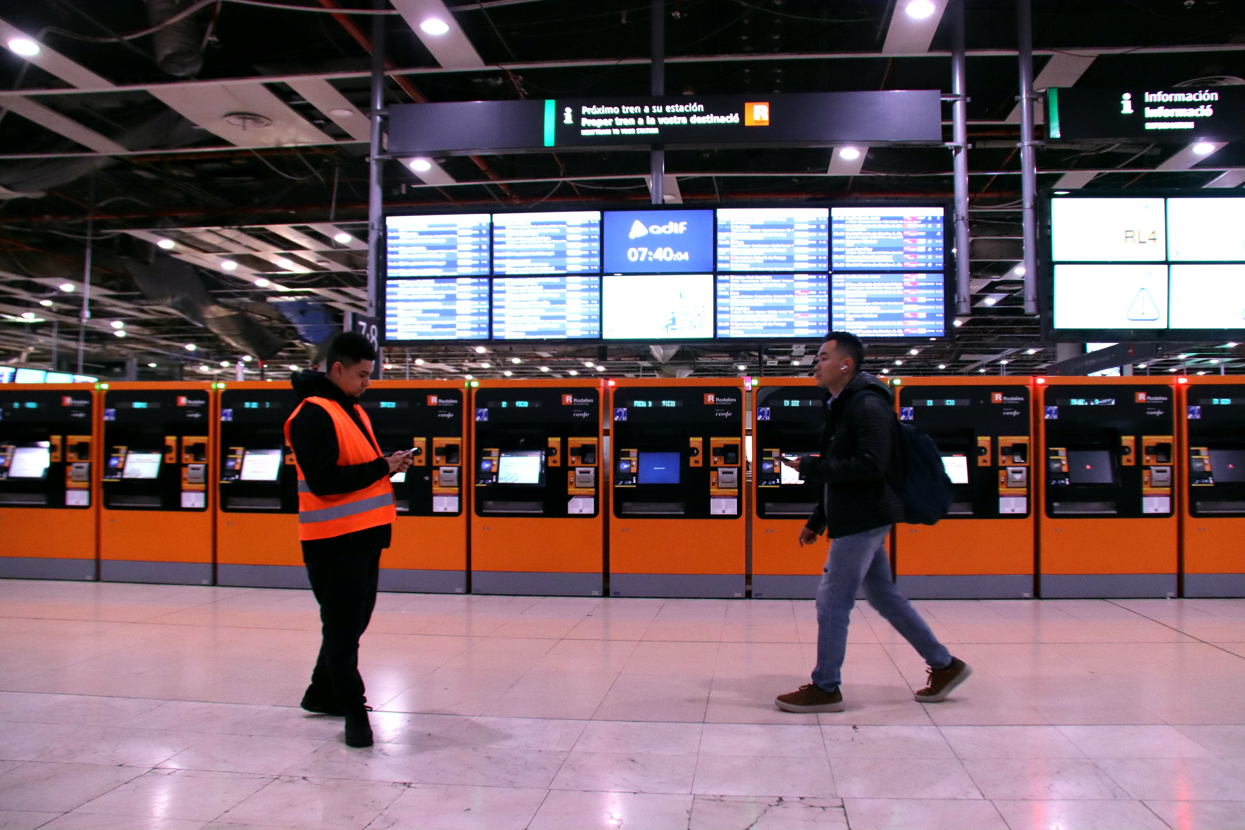 La Generalitat reobrirà tots els talls de Rodalies abans d'acabar febrer La Generalitat reobrirà tots els talls de Rodalies abans d'acabar febrer