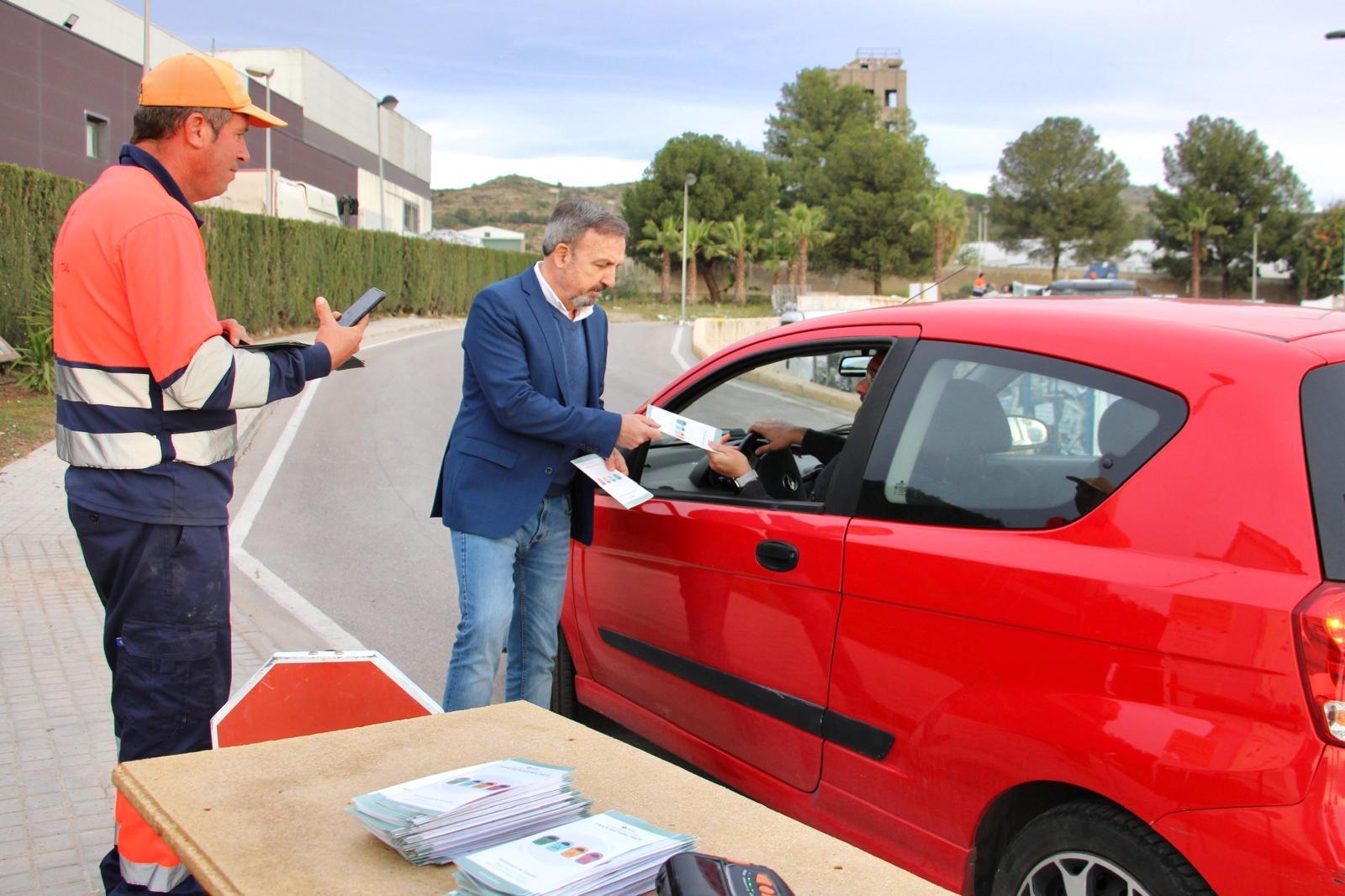 Redondo defiende el acceso universal a los ecoparques de Castellón y destaca las bonificaciones por reciclar Redondo defiende el acceso universal a los ecoparques de Castellón y destaca las bonificaciones por reciclar