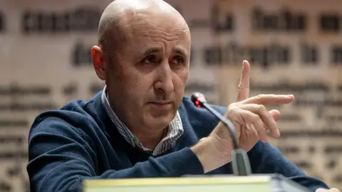 El presidente de la Confederación Hidrográfica del Júcar, Miguel Polo Cebellán, comparece ante la Comisión de Investigación de la Dana del Senado, este martes en Madrid. El presidente de la Confederación Hidrográfica del Júcar, Miguel Polo Cebellán, comparece ante la Comisión de Investigación de la Dana del Senado, este martes en Madrid.