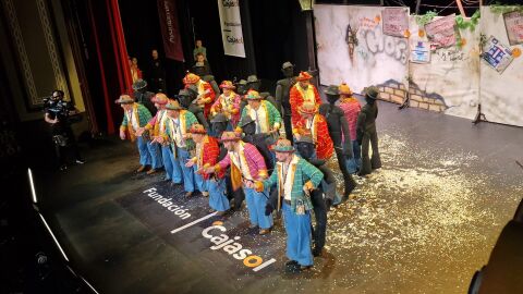 Chirigota 'Piensa mal y acertar&aacute;s: los desconfiaos'. Semifinales COAC 2026