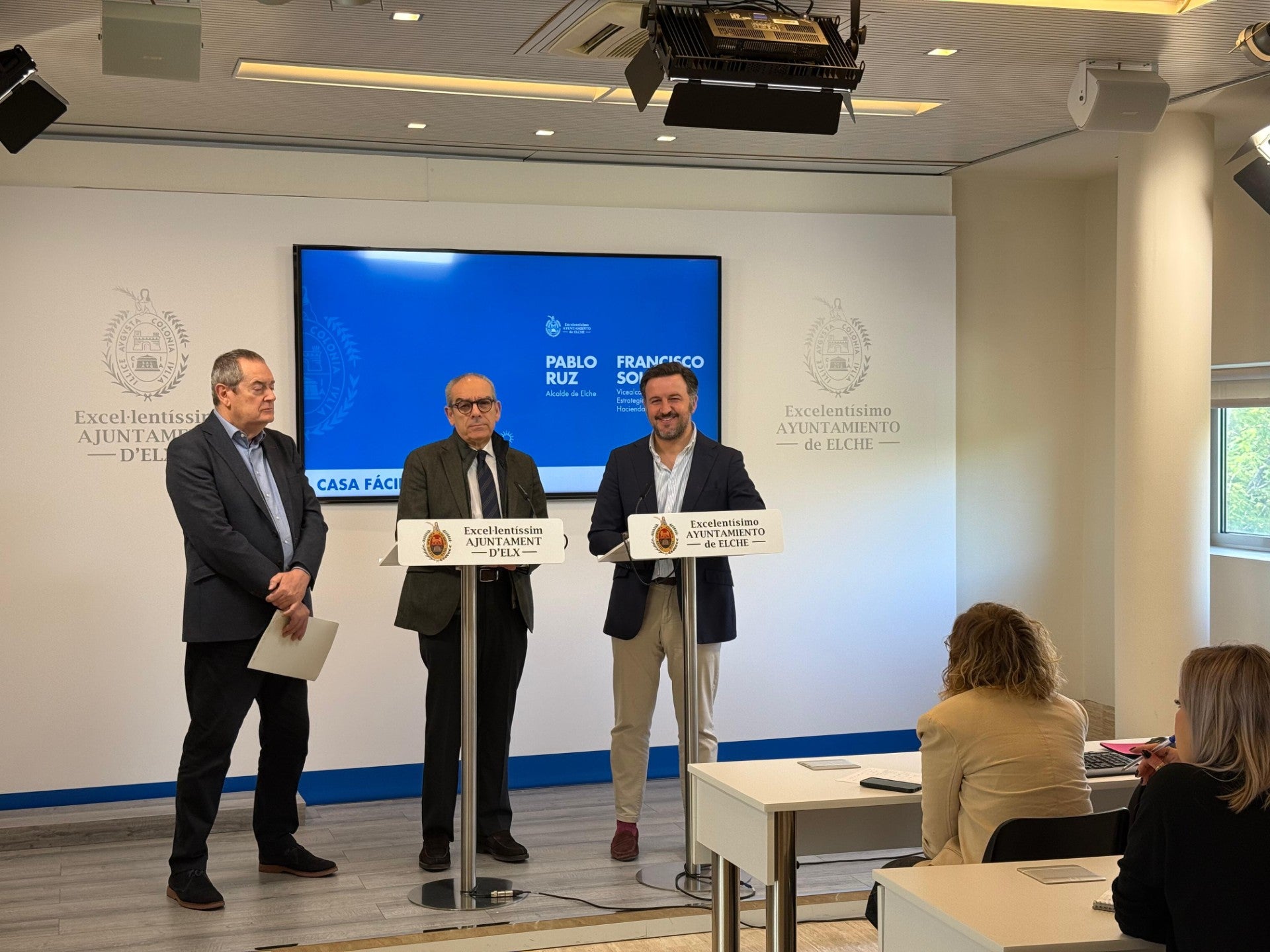 Pablo Ruz sobre el acceso a la vivienda de promoción pública en Elche: “Será casa fácil para los ilicitanos, imposible para los políticos” Pablo Ruz sobre el acceso a la vivienda de promoción pública en Elche: “Será casa fácil para los ilicitanos, imposible para los políticos”
