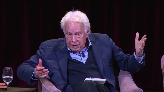 Felipe González durante el acto en el Ateneo en el que se ha referido al Gobierno de Sánchez Felipe González durante el acto en el Ateneo en el que se ha referido al Gobierno de Sánchez