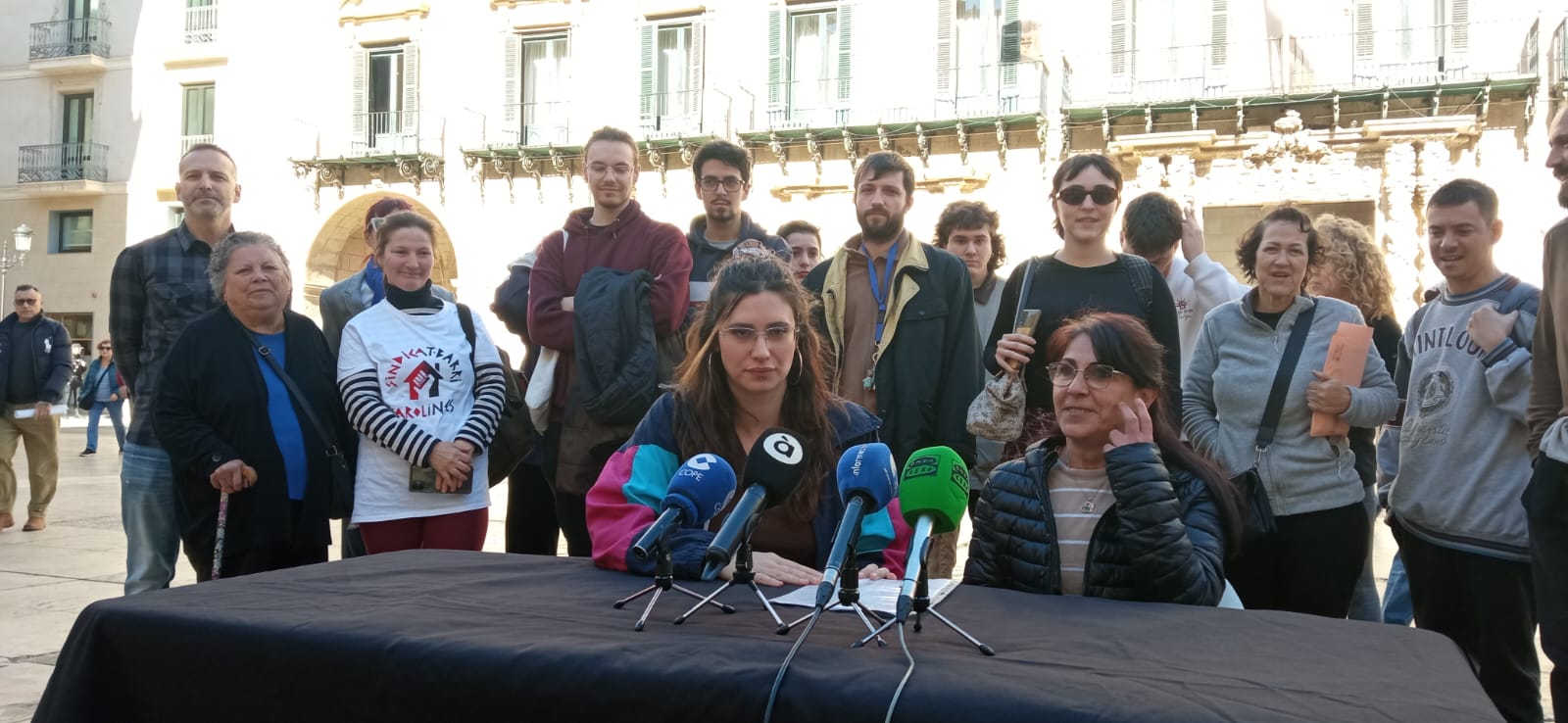 Al borde del desahucio se encuentran una quincena de familias vulnerables de la calle Pascual de la Mata Al borde del desahucio se encuentran una quincena de familias vulnerables de la calle Pascual de la Mata