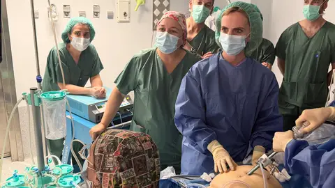 Vithas Málaga realiza con éxito la primera intervención de pectopexia laparoscópica, para el tratamiento del prolapso de órganos pélvicos Vithas Málaga realiza con éxito la primera intervención de pectopexia laparoscópica, para el tratamiento del prolapso de órganos pélvicos