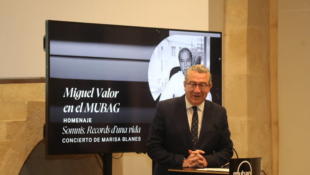Toni Pérez en el homenaje a Miguel Valor Toni Pérez en el homenaje a Miguel Valor