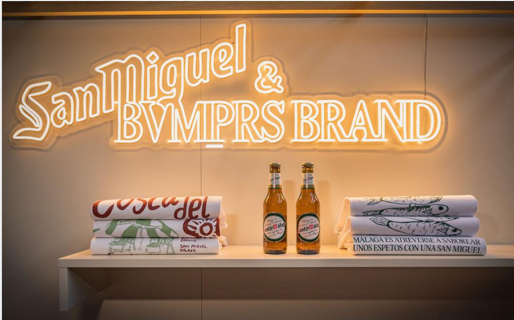 San Miguel transforma la tienda BVMPRS de Málaga y celebra su 60 aniversario en la ciudad con una nueva colaboración San Miguel transforma la tienda BVMPRS de Málaga y celebra su 60 aniversario en la ciudad con una nueva colaboración