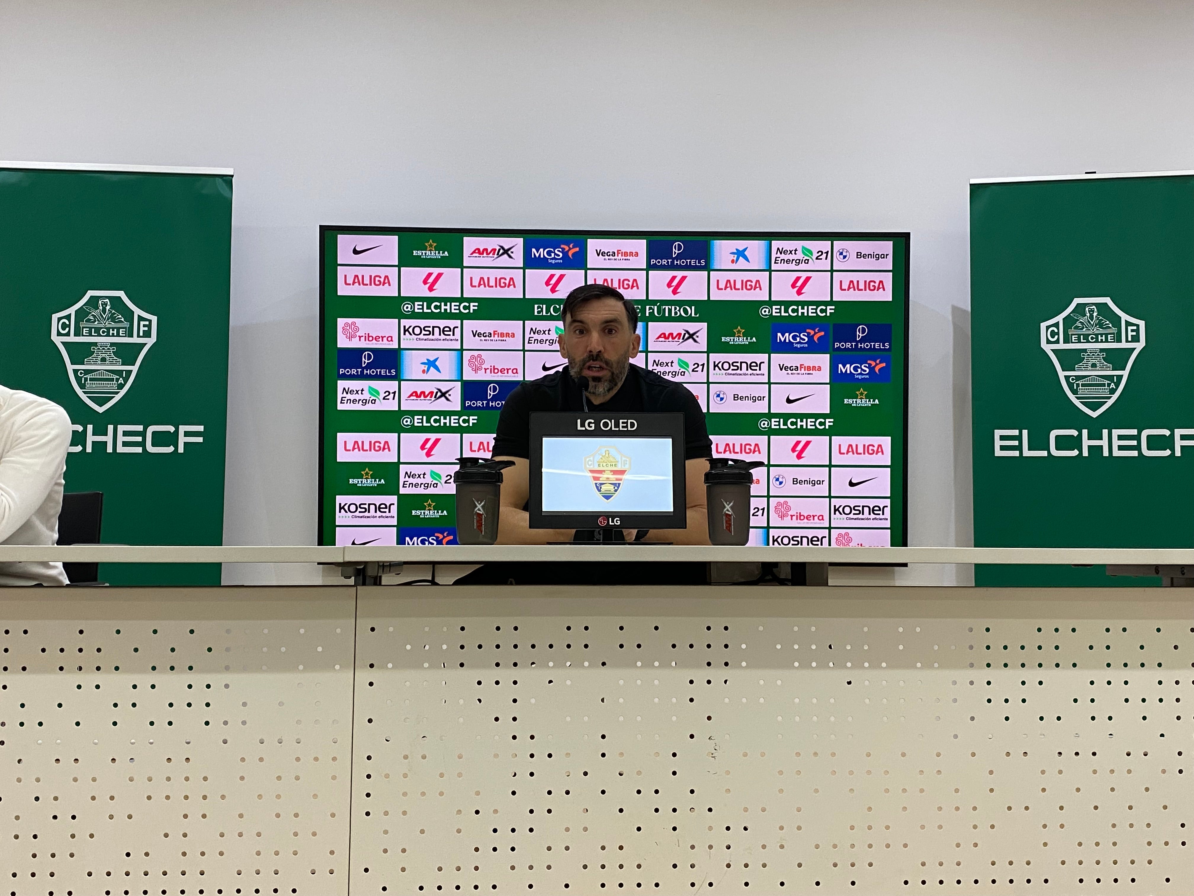 Sarabia, sobre las opciones de permanencia del Elche: "Dependemos de nosotros" Sarabia, sobre las opciones de permanencia del Elche: "Dependemos de nosotros"
