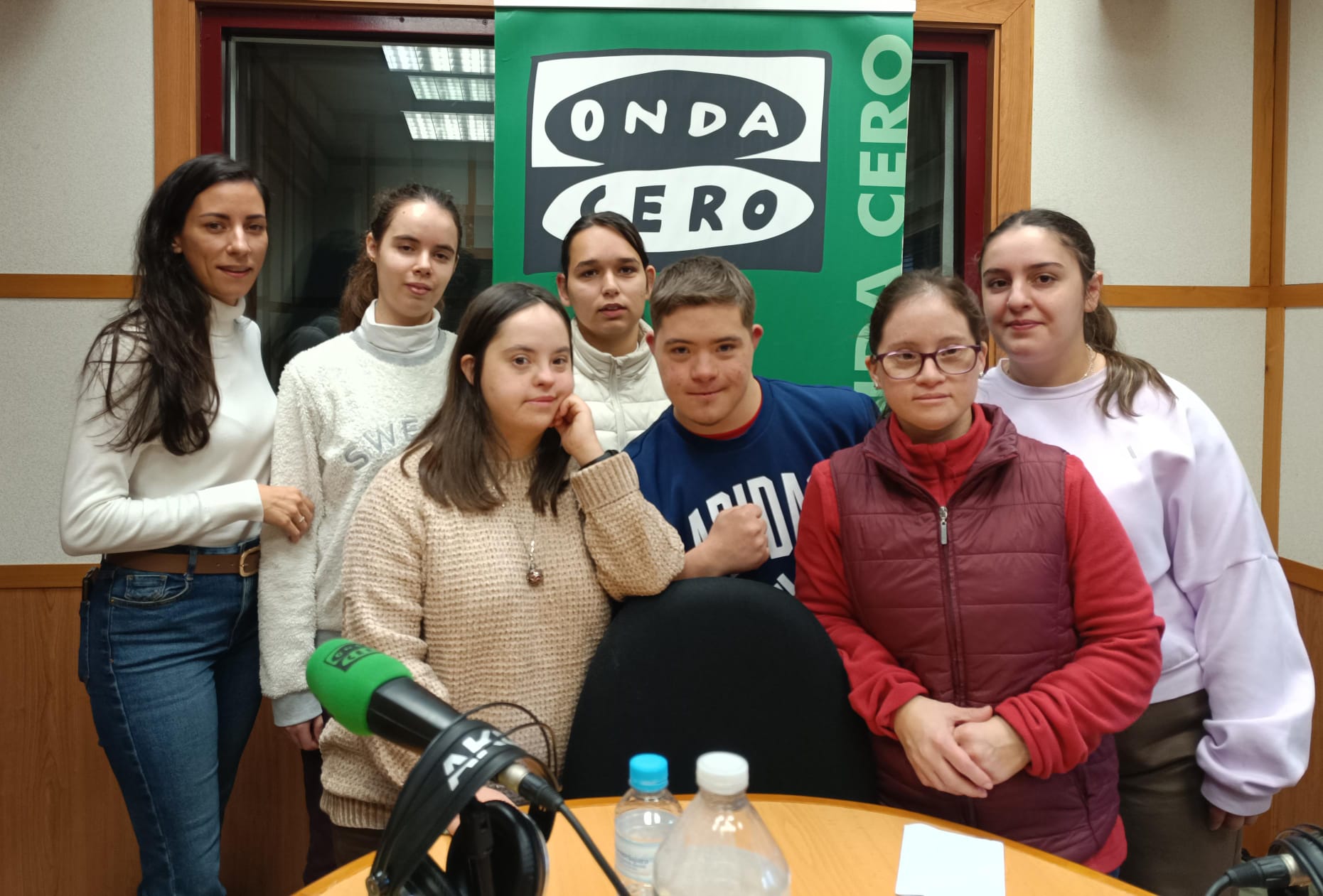 Conectados en la Onda: Bullying Conectados en la Onda: Bullying