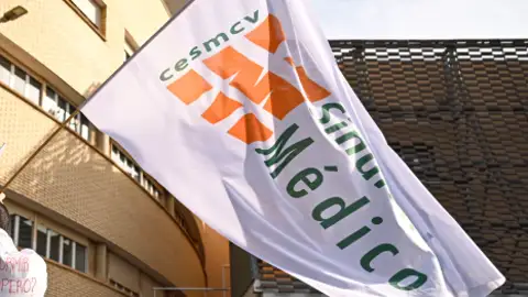 El 95% de los médicos del Hospital Marina Baixa apoyan la huelga nacional para exigir mejoras laborales El 95% de los médicos del Hospital Marina Baixa apoyan la huelga nacional para exigir mejoras laborales