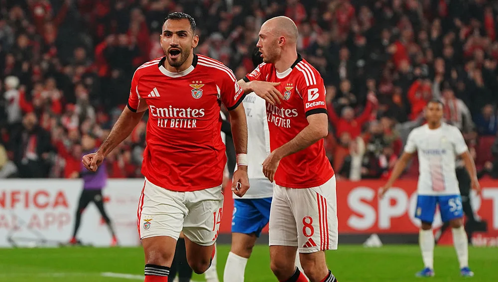 Pavlidis celebra un gol con el Benfica Pavlidis celebra un gol con el Benfica