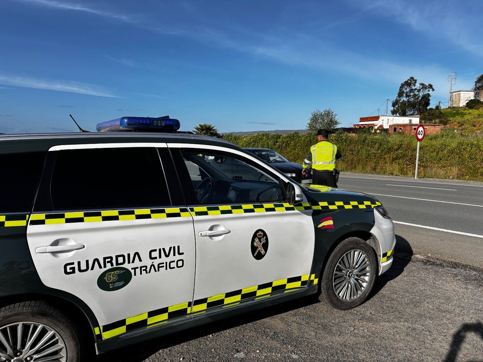 Cortada la A-92G entre Granada y Santa Fe en sentido capital tras el impacto de un camión contra dos pasos superiores Cortada la A-92G entre Granada y Santa Fe en sentido capital tras el impacto de un camión contra dos pasos superiores