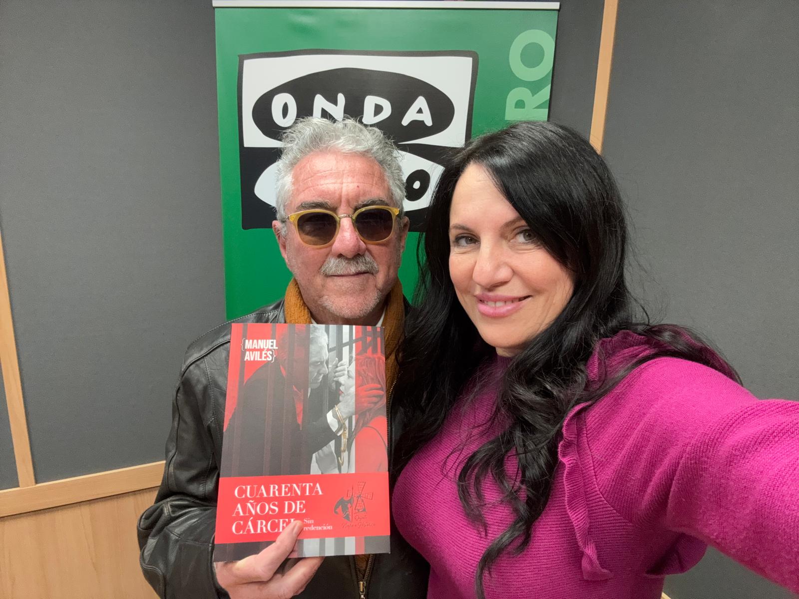 Manuel Avilés sobre su nuevo libro: “No es mi biografía, es mi mirada a 40 años de historia de España” Manuel Avilés sobre su nuevo libro: “No es mi biografía, es mi mirada a 40 años de historia de España”