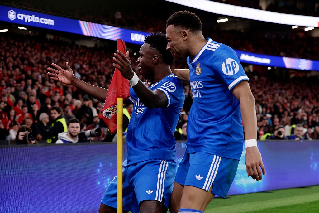 Vinicius lidera la victoria del Madrid en un partido marcado por los insultos racistas de Prestianni al brasileño Vinicius lidera la victoria del Madrid en un partido marcado por los insultos racistas de Prestianni al brasileño