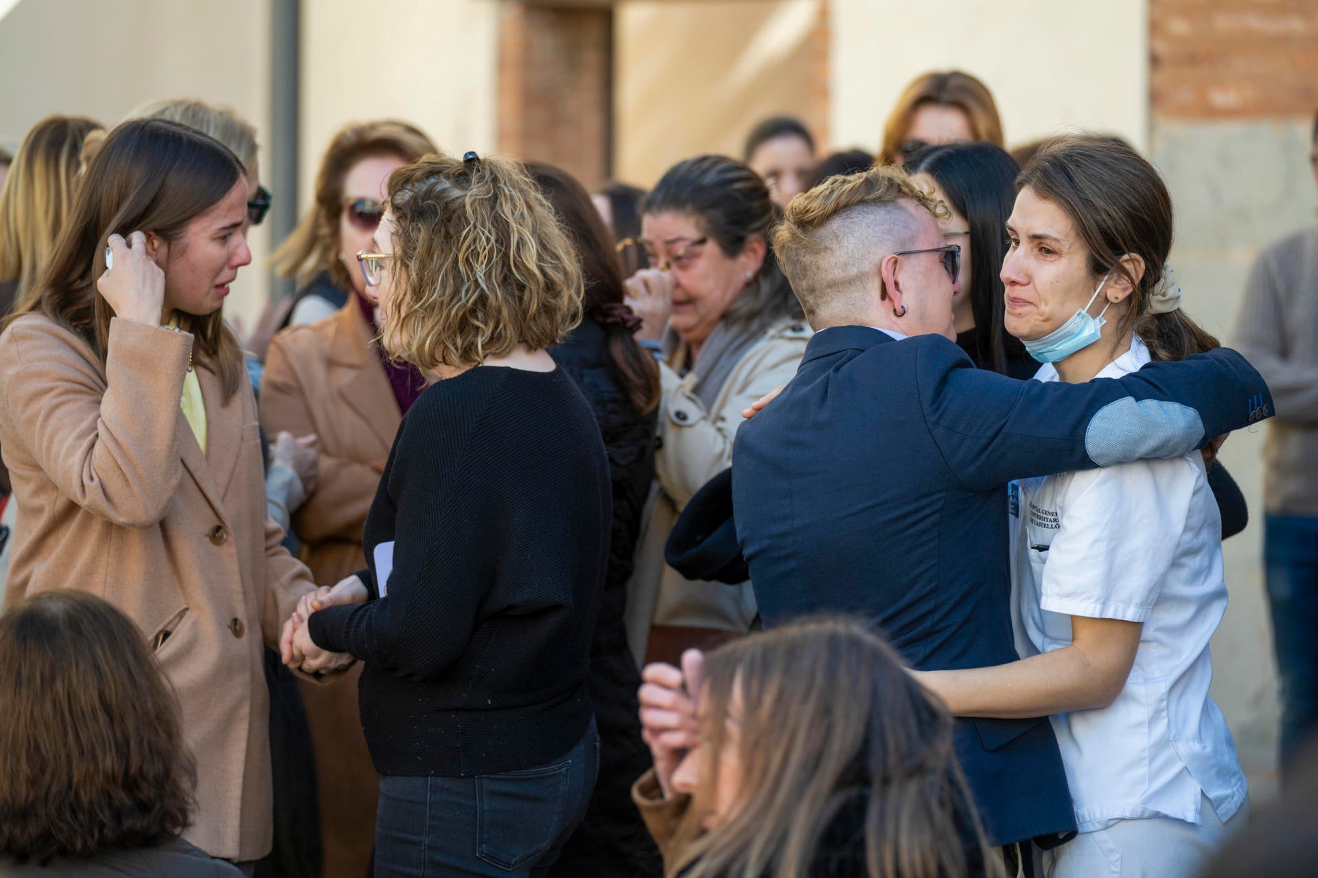 Benicàssim homenajea y recuerda en un minuto de silencio a Ana, asesinada por su expareja Benicàssim homenajea y recuerda en un minuto de silencio a Ana, asesinada por su expareja