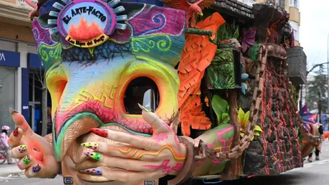 Moracantana y El Arte-Facto, primeros premios en el Desfile del Entierro de la Sardina de Badajoz Moracantana y El Arte-Facto, primeros premios en el Desfile del Entierro de la Sardina de Badajoz