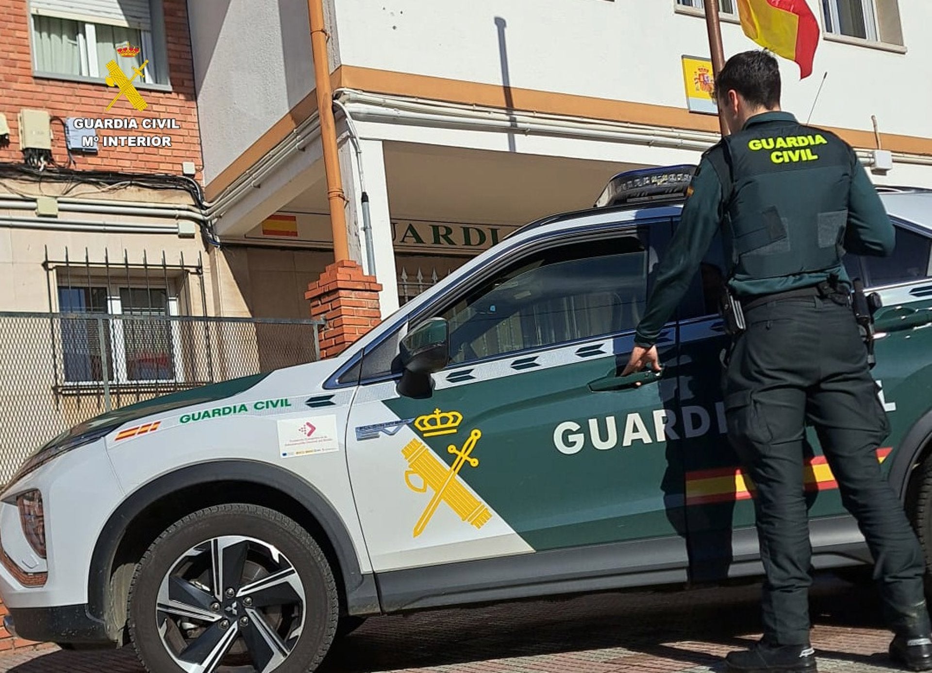 Fallece una mujer tras ser arrastrado su vehículo por el agua en el badén del río Zújar en Campanario Fallece una mujer tras ser arrastrado su vehículo por el agua en el badén del río Zújar en Campanario