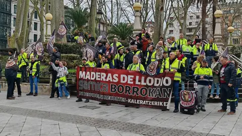 Movilización de trabajadores de Maderas de Llodio Movilización de trabajadores de Maderas de Llodio