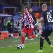 Griezmann durante el Brujas - Atlético