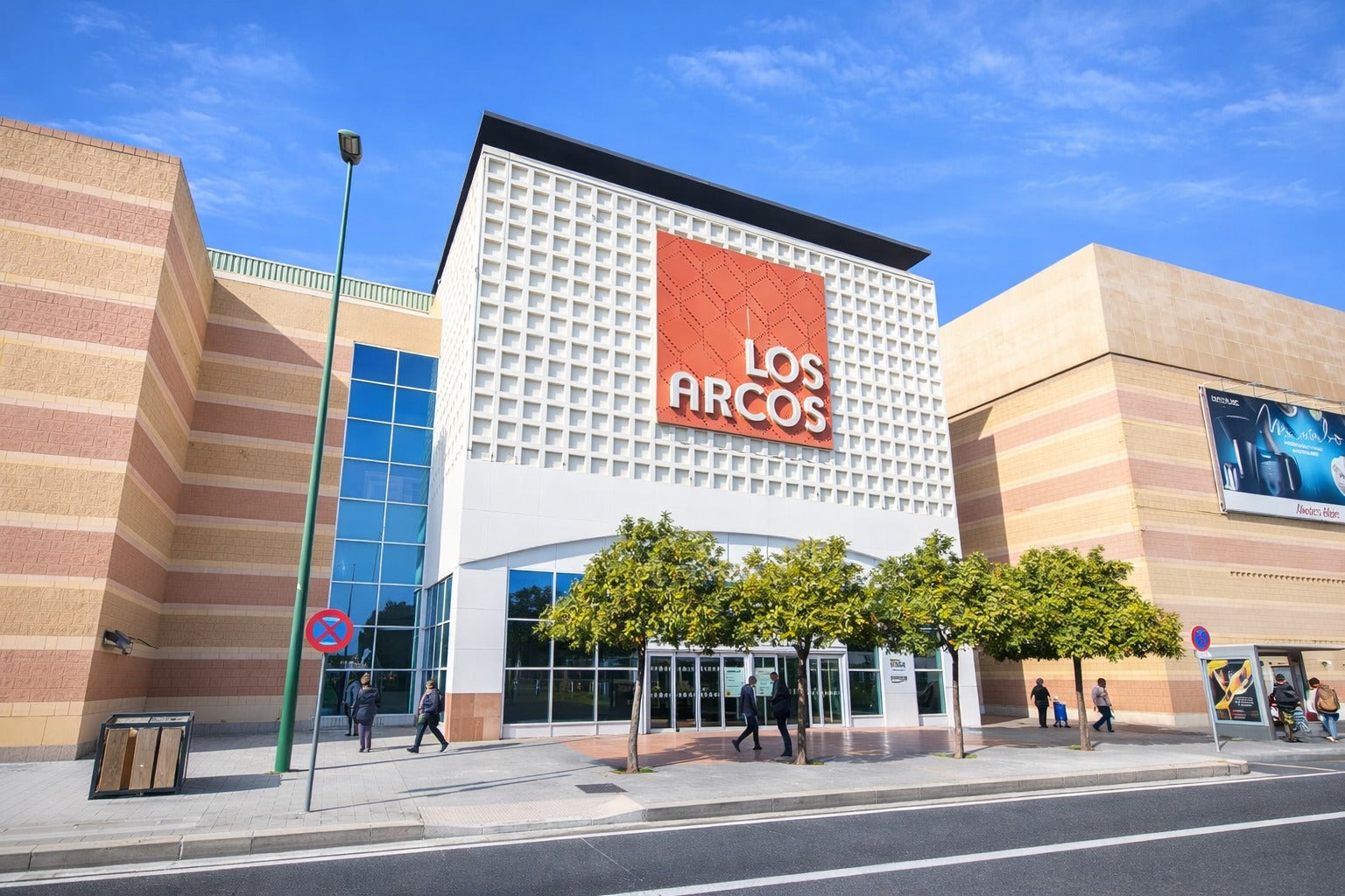 Los Arcos acerca el Carnaval de Cádiz a Sevilla con chirigotas del COAC los días 21 y 28 de febrero Los Arcos acerca el Carnaval de Cádiz a Sevilla con chirigotas del COAC los días 21 y 28 de febrero