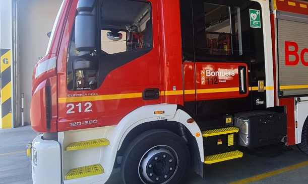 El Consorcio Provincial de Bomberos de la Diputación incorpora una nueva autobomba en Benidorm El Consorcio Provincial de Bomberos de la Diputación incorpora una nueva autobomba en Benidorm