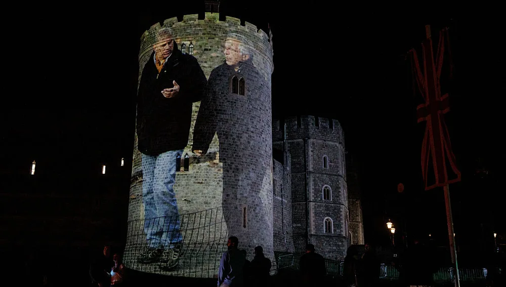 Led By Donkeys proyectó en el Castillo de Windsor una imagen del expríncipe Andrés y Jeffrey Epstein coincidiendo con la visita de Trump a Reino Unido Led By Donkeys proyectó en el Castillo de Windsor una imagen del expríncipe Andrés y Jeffrey Epstein coincidiendo con la visita de Trump a Reino Unido