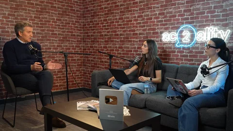 Feijóo, durante la entrevista en Act2ality