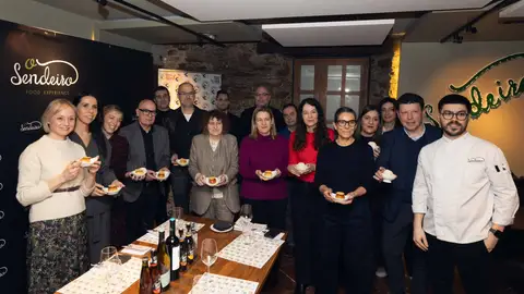 Santiago(é)Tapas arranca con 76 tapas a concurso en 48 locales compostelanos Santiago(é)Tapas arranca con 76 tapas a concurso en 48 locales compostelanos