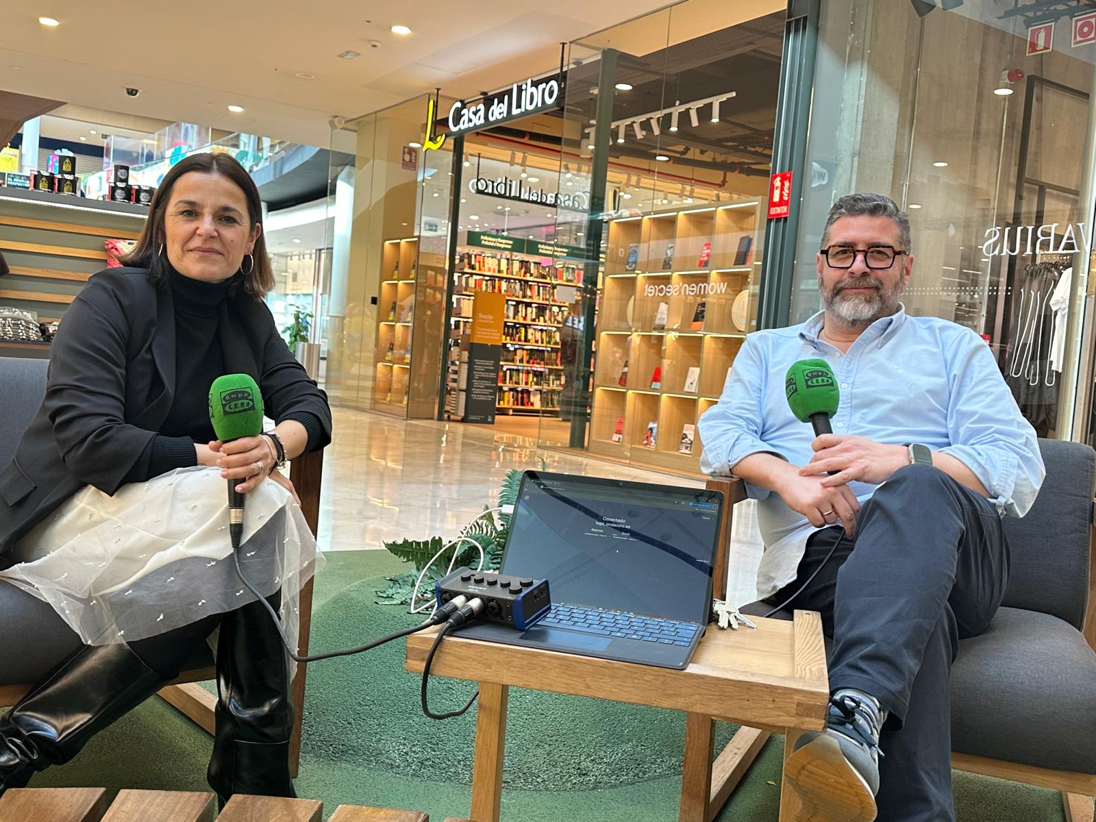 Abre la Casa del Libro en el Centro Comercial As Termas Abre la Casa del Libro en el Centro Comercial As Termas