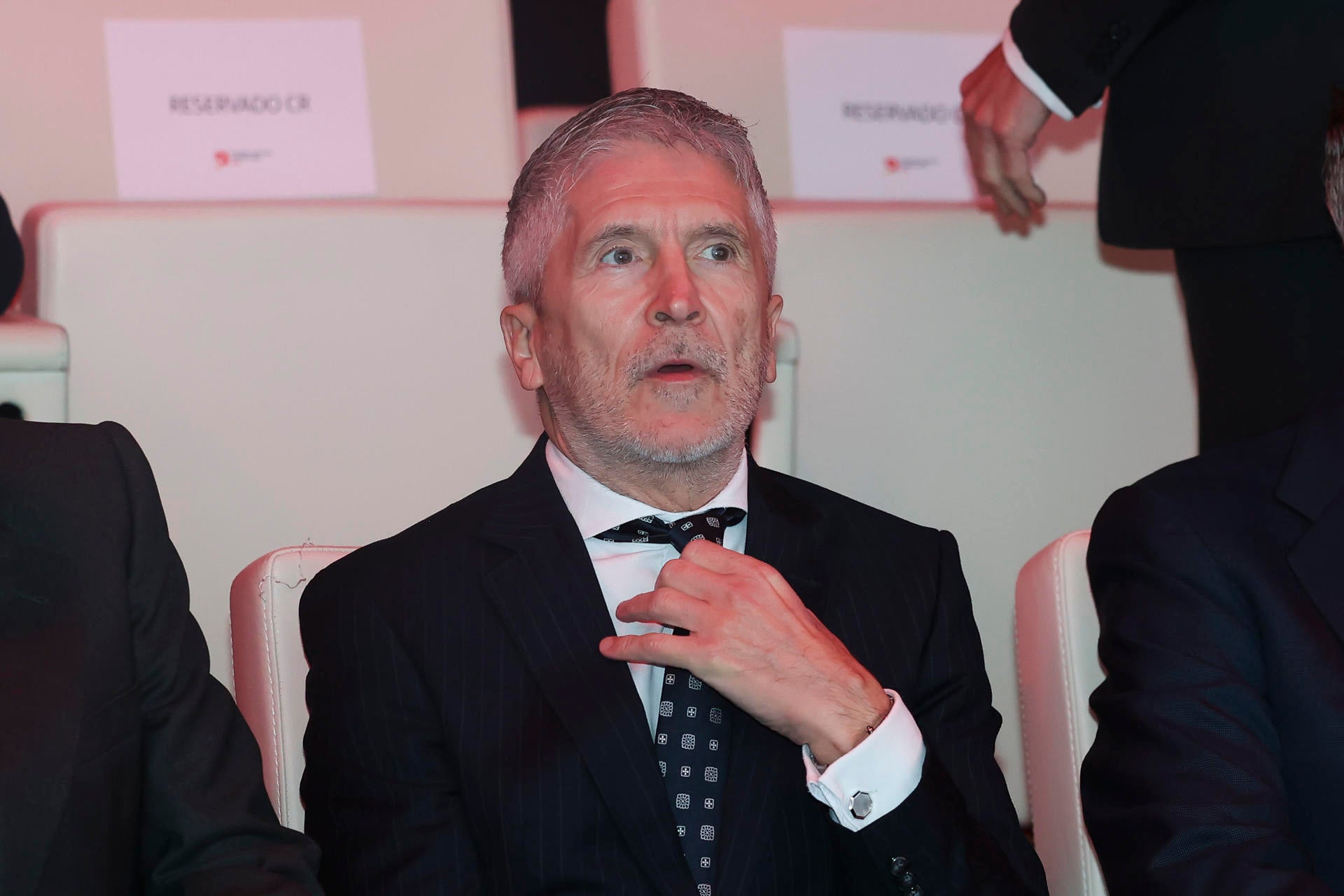 Tertulia: El DAO de Marlaska, la guerra en Vox y la detención del expríncipe Andrés Tertulia: El DAO de Marlaska, la guerra en Vox y la detención del expríncipe Andrés