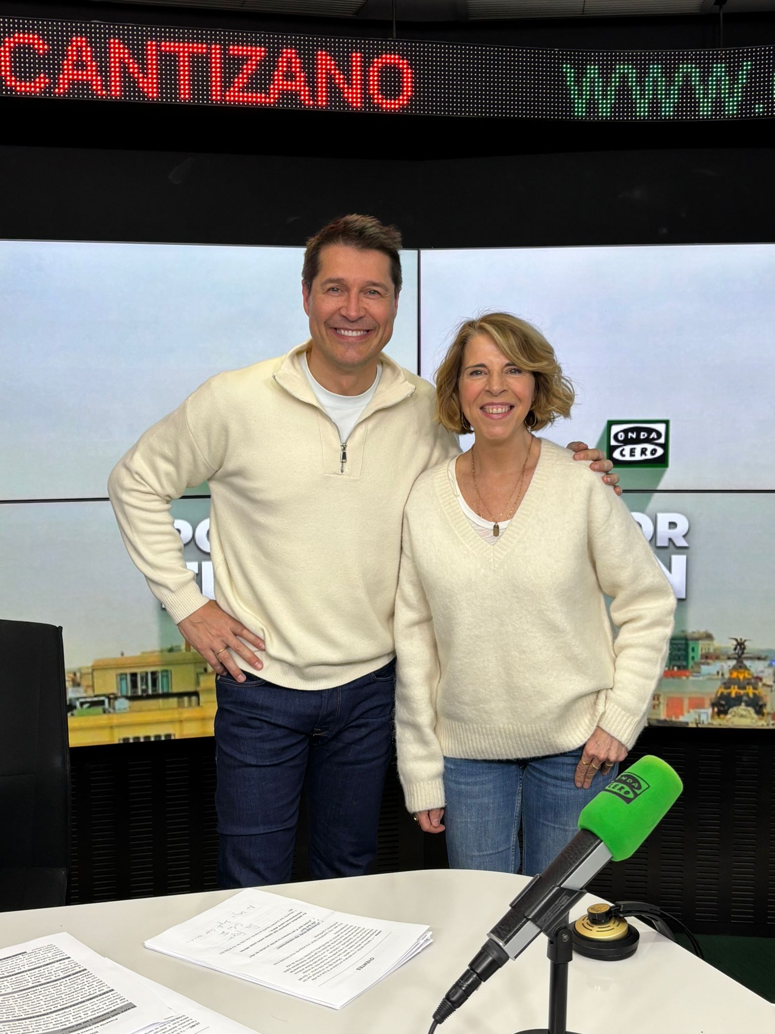 Sole Giménez: "Solo pretendo que la gente, cuando escuche esta canción, sienta lo que yo sentí cuando la escuché" Sole Giménez: "Solo pretendo que la gente, cuando escuche esta canción, sienta lo que yo sentí cuando la escuché"