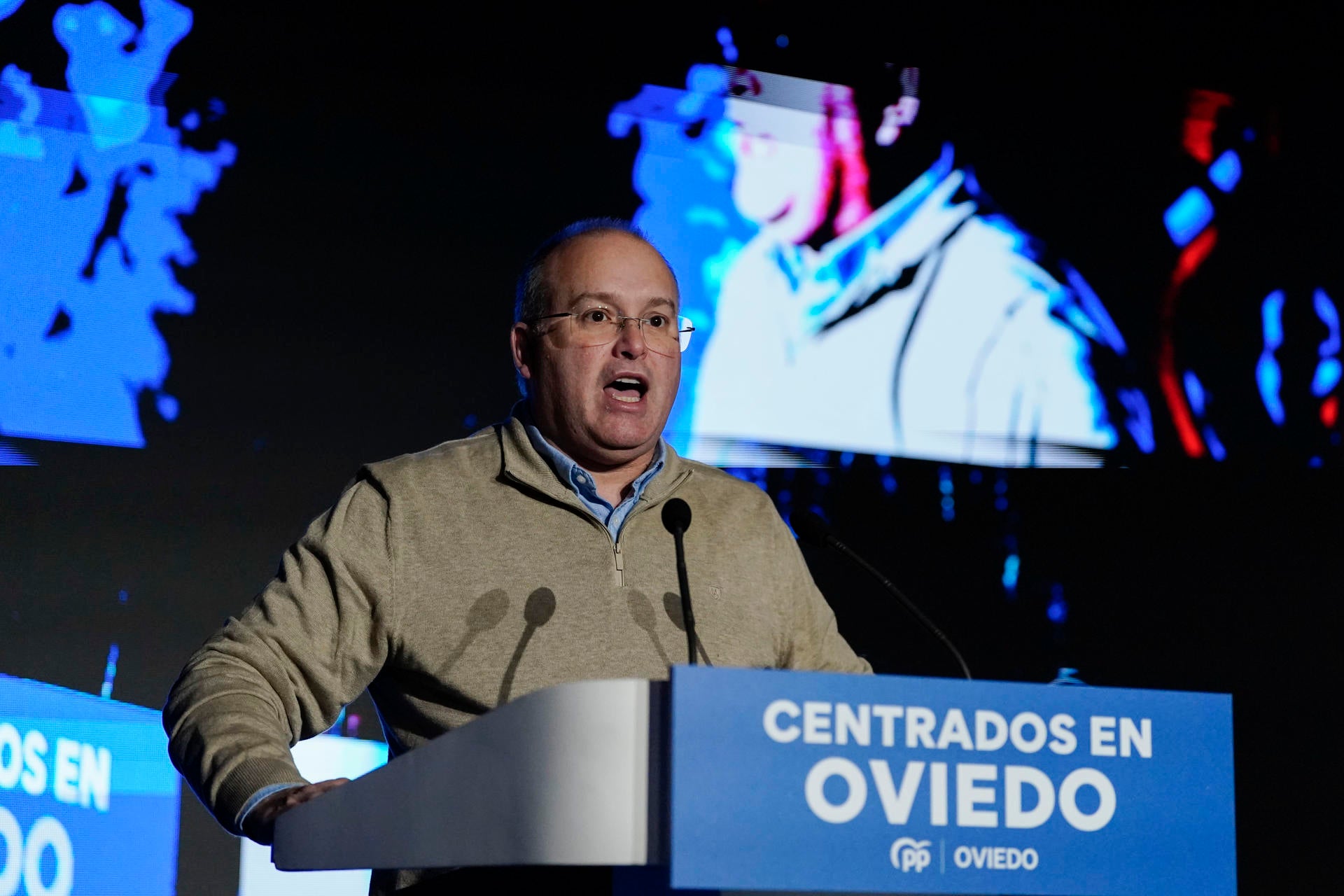 Tellado propone que Sumar se llame "Flotar" y critica el "reality show de la izquierda" Tellado propone que Sumar se llame "Flotar" y critica el "reality show de la izquierda"