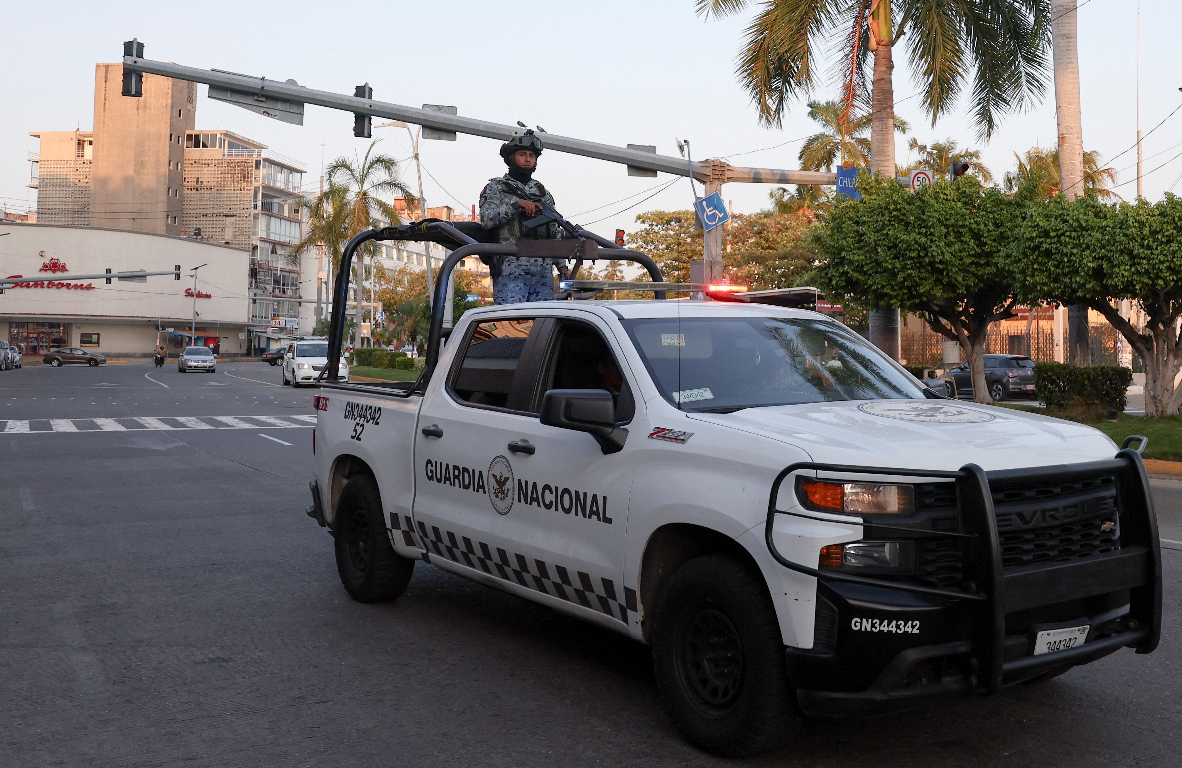 Qué ha pasado en México y por qué la muerte de 'El Mencho' ha provocado el caos en las calles Qué ha pasado en México y por qué la muerte de 'El Mencho' ha provocado el caos en las calles