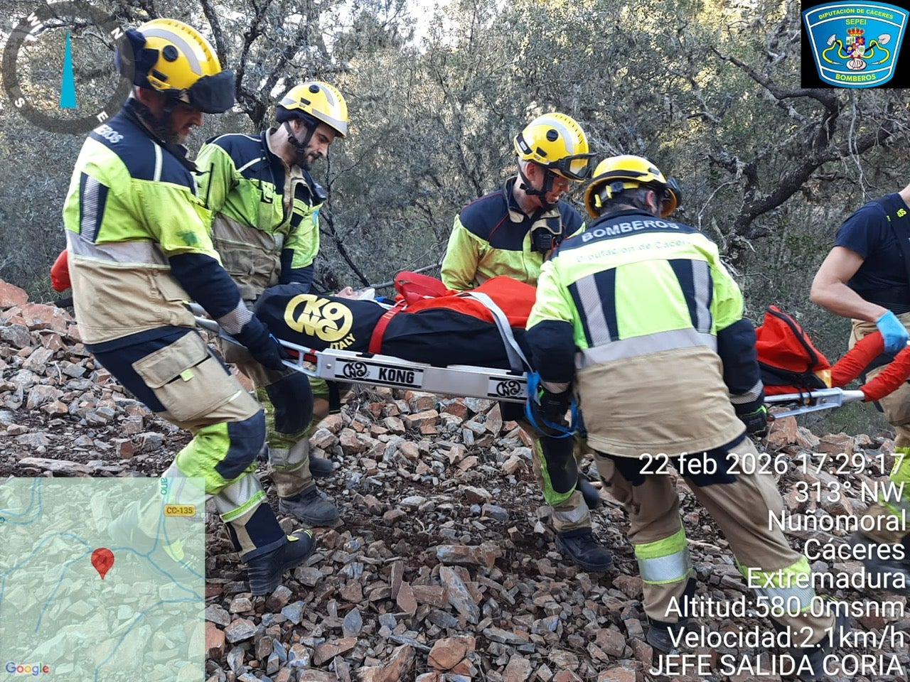 Rescatan en una zona de difícil acceso de Las Hurdes a una persona herida tras sufrir un accidente de quad Rescatan en una zona de difícil acceso de Las Hurdes a una persona herida tras sufrir un accidente de quad