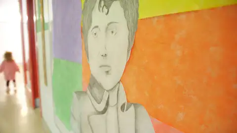 Mural de Rosalía de Castro en A Estrada Mural de Rosalía de Castro nunha escola de A Estrada