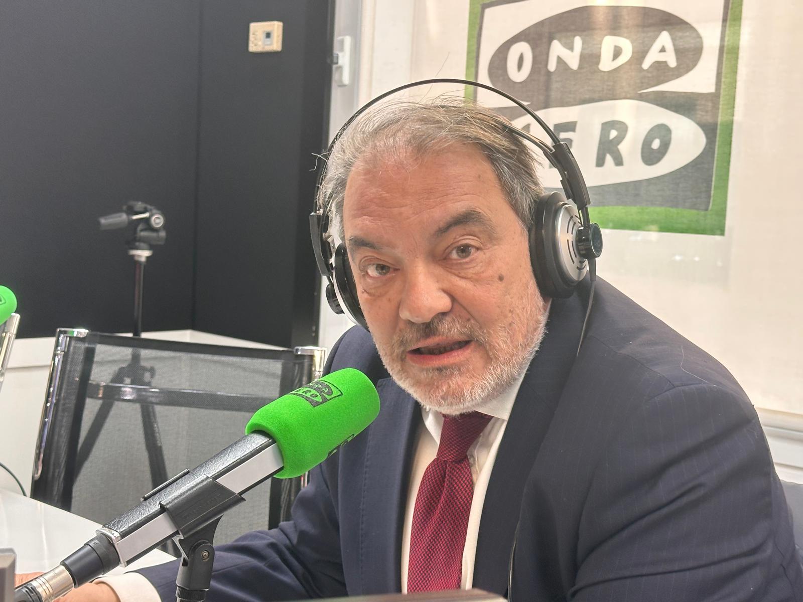 Estratègia o soroll? El repte real de les empreses a les xarxes Estratègia o soroll? El repte real de les empreses a les xarxes