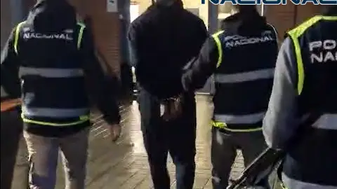 Detenidos los tres autores de un robo con violencia en casa habitada de Castellón Detenidos los tres autores de un robo con violencia en casa habitada de Castellón