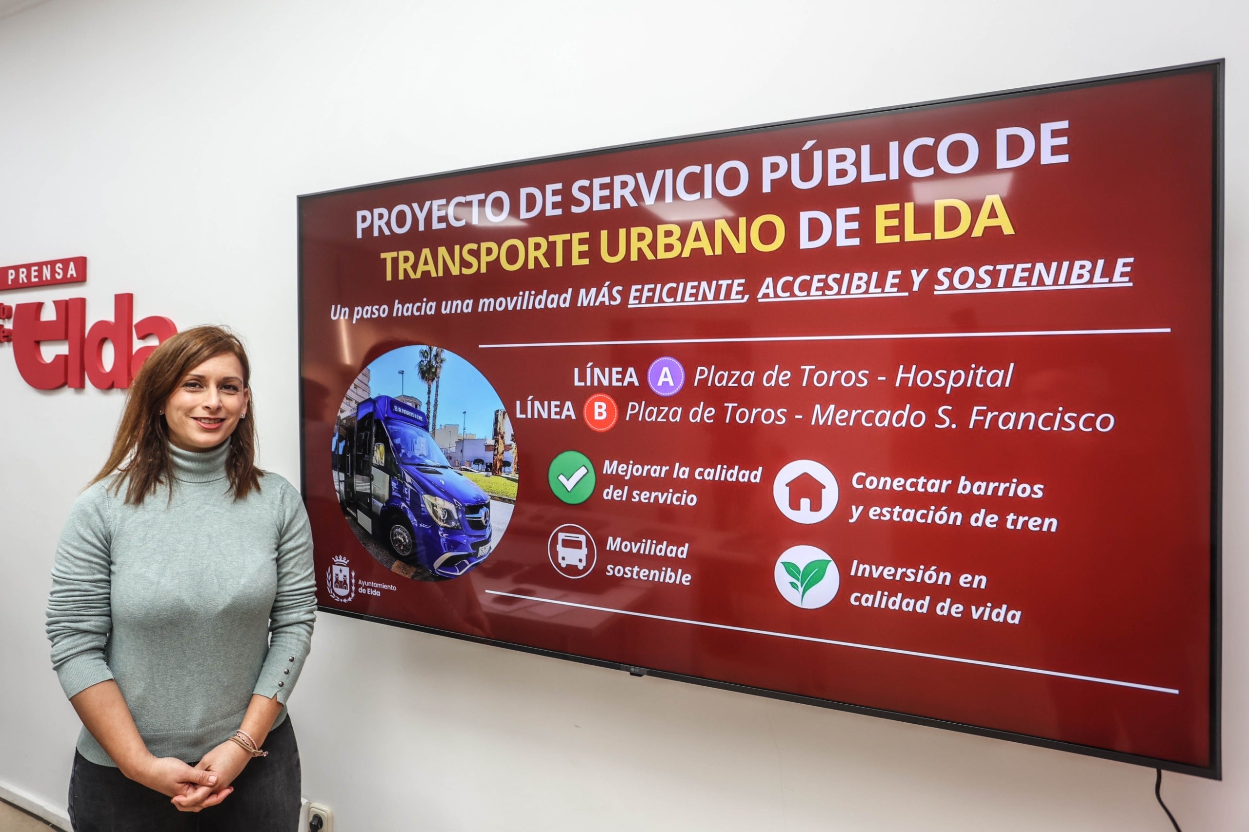 Elda proyecta un transporte público en autobús con más frecuencias y conexión directa con el hospital cada 15 minutos Elda proyecta un transporte público en autobús con más frecuencias y conexión directa con el hospital cada 15 minutos