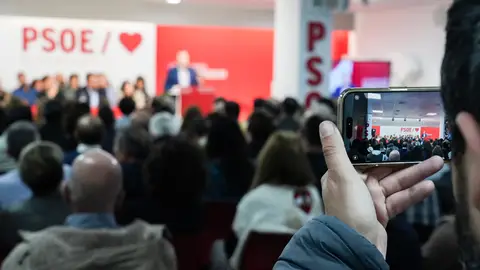 El PSOE extremeño activa la sucesión de liderazgo y celebra el 6 de marzo el Comité que decidirá las fechas para el Congreso El PSOE extremeño activa la sucesión de liderazgo y celebra el 6 de marzo el Comité que decidirá las fechas para el Congreso