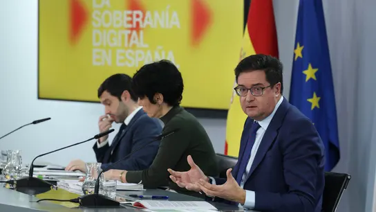 El ministro Óscar López durante una rueda de prensa posterior a Consejo de Ministros. El ministro Óscar López durante una rueda de prensa posterior a Consejo de Ministros.